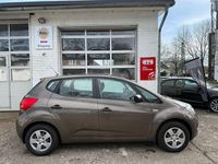 Gebraucht Kia Venga Attract 90 PS (66 kW) 2012 Braun Kleinwagen