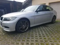 Usata BMW 325 218 CV (160 kW) 2007 Argento Berlina
