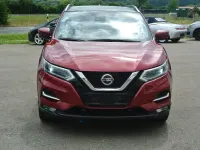 Gebraucht Nissan Qashqai Akari 140 PS (102 kW) 2021 Rot SUV