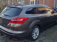 Gebraucht Ford Focus Titanium 150 PS (110 kW) 2018 Braun Kombi