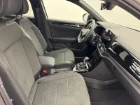 Gebraucht VW T-Roc IQ Drive 150 PS (110 kW) 2024 Grau SUV