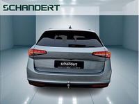 Neu Skoda Superb Selection 150 PS (110 kW) 2026 Silber (pebble silber metallic (silber)) Kombi