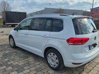 Gebraucht VW Touran Highline 190 PS (139 kW) 2018 Weiß Van / Kleinbus