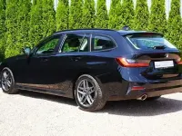 Gebraucht BMW 318 Advantage 156 PS (114 kW) 2021 Schwarz Kombi