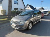 Gebraucht VW Touran 140 PS (102 kW) 2008 Grau Van / Kleinbus