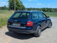 Gebraucht Audi A6 Comfort 170 PS (125 kW) 1999 Blau Kombi