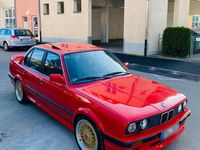 Używany BMW 325 170 KM (125 kW) 1991 Czerwony Sedan/Limuzyna