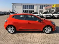 Second-hand Renault Clio V 2024 Portocaliu Berlinǎ