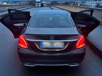 Gebraucht Mercedes C180 Edition 1 156 PS (114 kW) 2015 Braun Limousine