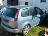 Second-hand Ford Focus 120 CP (88 kW) 2003 Albastru Break