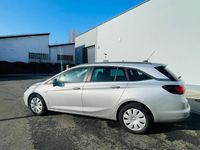 Gebraucht Opel Astra Edition 136 PS (100 kW) 2019 Silber Kombi
