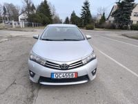 Gebraucht Toyota Corolla Life 90 PS (66 kW) 2014 Silber Limousine