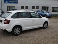 Gebraucht Skoda Rapid Active 95 PS (69 kW) 2018 Weiß Kleinwagen