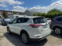 Gebraucht Toyota RAV4 Edition 143 PS (105 kW) 2016 Weiß SUV