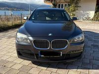 Second-hand BMW 730 245 CP (180 kW) 2011 Gri Berlinǎ