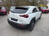 Gebraucht Mazda MX30 106 kW (145 PS) 2020 Mondsteinweiß SUV