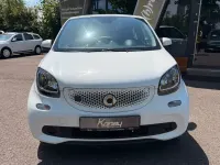 Gebraucht Smart ForFour Electric Drive 60 kW (82 PS) 2018 Weiß Limousine