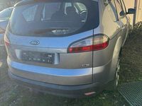 Gebraucht Ford S-MAX Ambiente 131 PS (96 kW) 2008 Silber Van / Kleinbus
