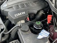 Gebraucht BMW 520 163 PS (119 kW) 2010 Rot Kombi