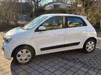 Gebraucht Renault Twingo Experience 69 PS (50 kW) 2016 Weiß Kleinwagen