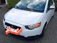 Gebraucht Mitsubishi Colt 95 PS (69 kW) 2012 Weiß Kleinwagen