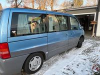 Używany Mercedes V220 122 KM (89 kW) 2000 Niebieski Minivan