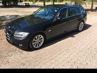 Käytetty BMW 330 245 HP (180 kW) 2009 Musta Farmari