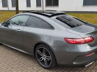 Gebraucht Mercedes E200 197 PS (144 kW) 2020 Grau Coupé