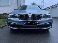 Gebraucht BMW 520 190 PS (139 kW) 2019 Blau Kombi