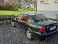 Gebraucht Opel Vectra Edition 116 PS (85 kW) 1999 Grün Limousine