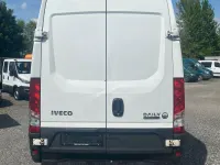Gebraucht Iveco Daily 205 PS (150 kW) 2018 Weiß Van / Kleinbus