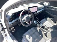 Gebraucht VW Golf VIII GTI 265 PS (194 kW) 2024 Weiß Limousine
