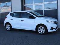Gebraucht Dacia Sandero Essentiel 67 PS (49 kW) 2024 Gletscherweiss Kleinwagen