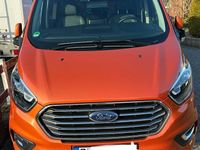 Gebraucht Ford Tourneo Titanium 170 PS (125 kW) 2018 Orange Van / Kleinbus