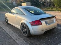 Second-hand Audi TT 180 CP (132 kW) 2000 Argintiu Coupe