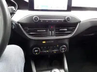 Gebraucht Ford Focus Cool & Connect 125 PS (91 kW) 2019 Silber Limousine