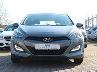 Gebraucht Hyundai i30 Edition 99 PS (72 kW) 2014 Grau Limousine