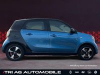 Gebraucht Smart ForFour Electric Drive Exclusive 60 kW (82 PS) 2021 Blau Kleinwagen