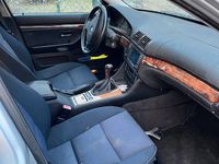 Gebraucht BMW 528 Shadowline 193 PS (141 kW) 1998 Silber Kombi