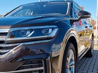 Gebraucht VW Touareg Elegance 231 PS (169 kW) 2023 Braun SUV