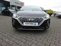 Gebraucht Hyundai Ioniq Premium 141 PS (103 kW) 2019 Schwarz Kleinwagen