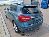Usata Mercedes GLA200 156 CV (114 kW) 2014 Blu SUV