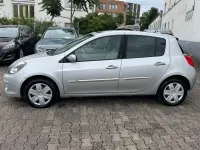 Gebraucht Renault Clio III Initiale 111 PS (81 kW) 2007 Silber Limousine