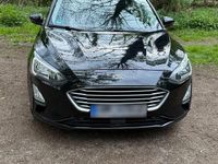 Gebraucht Ford Focus Active 120 PS (88 kW) 2020 Schwarz Kombi