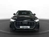 Używany Audi Q8 Ambiente 286 KM (210 kW) 2022 Czarny SUV