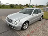 Gebraucht Mercedes E270 Elegance 177 PS (130 kW) 2004 Silber Limousine