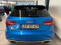 Gebraucht Audi RS3 Sport 400 PS (294 kW) 2018 Blau Limousine
