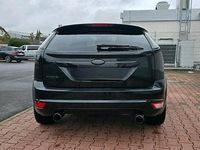 Gebraucht Ford Focus 100 PS (73 kW) 2010 Schwarz Coupé