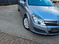 Gebraucht Opel Astra 105 PS (77 kW) 2005 Blau Kleinwagen