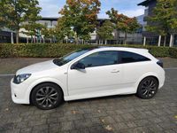 Gebraucht Opel Astra 116 PS (85 kW) 2010 Weiß Coupé